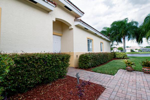 Lighthouse Pointe At Baywinds, 9801 Galleon Dr, West Palm Beach, Florida 33411, image 2
