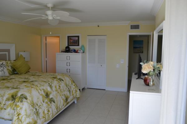 Huntington Lakes 1, 14475 Strathmore Ln #706, Delray Beach, Florida 33446, image 2