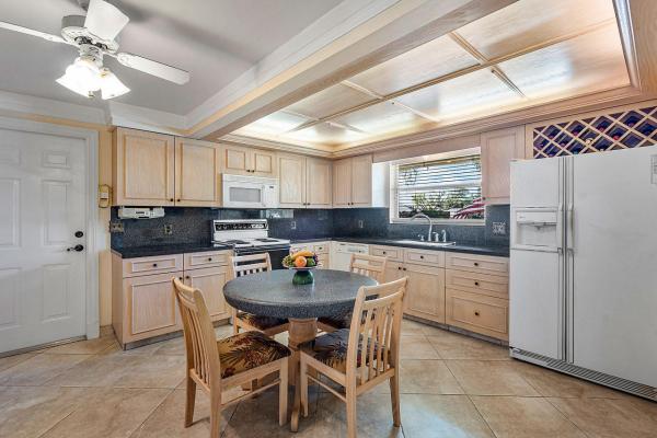 Country Club, 700 Eastwind Dr, North Palm Beach, Florida 33408, image 1
