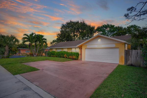 2011 NE 2nd Ave, Delray Beach, Florida 33444, image 1