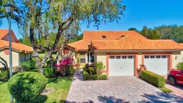Palm Isles, 7071 Summer Tree Dr, Boynton Beach, Florida 33437, image 1