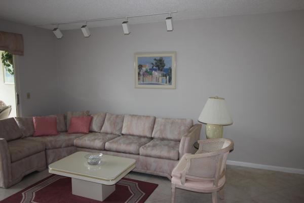 Huntington Lakes 1, 14475 Strathmore Ln #205, Delray Beach, Florida 33446, image 2