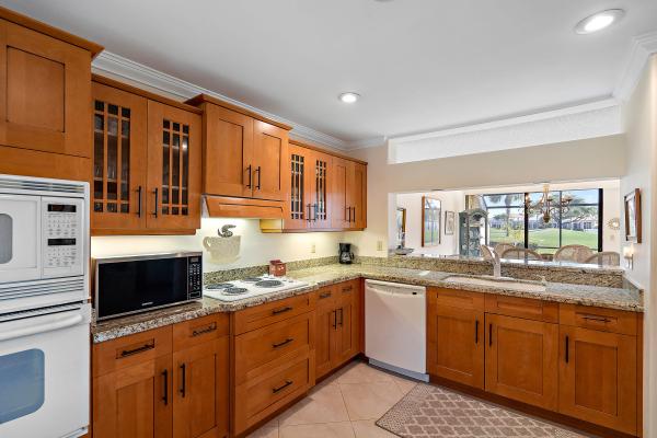 Prestwick Chase, 517 Prestwick Cir, Palm Beach Gardens, Florida 33418, image 1