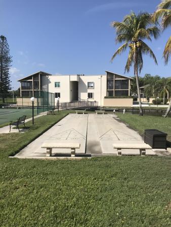 Longwood, 11811 Avenue Of The Pga, Palm Beach Gardens, Florida 33418, image 1