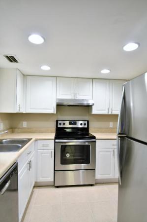 Midport Place, 1503 SE Royal Green Cir #V104, Port St. Lucie, Florida 34952, image 2