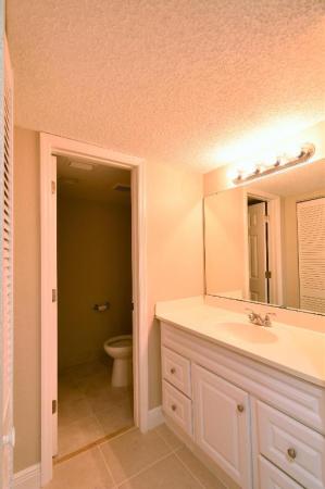 Midport Place, 1503 SE Royal Green Cir #V104, Port St. Lucie, Florida 34952, image 1
