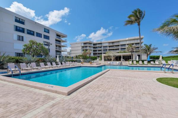 Dorchester Of Palm Beach, 3250 S Ocean Blvd, Palm Beach, Florida 33480, image 1