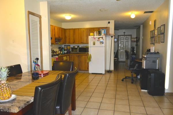 Cannongate, 5260 E Cannon Way, West Palm Beach, Florida 33415, image 2