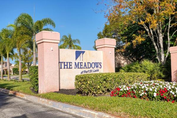 2111 SE Wild Meadow Cir, Port St. Lucie, Florida 34952, image 2
