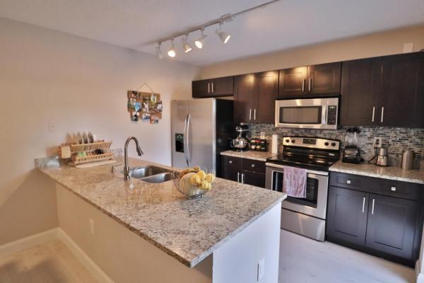 Village Of Sandalwood Lakes South, 6701 67th Way, West Palm Beach, Florida 33409, image 2