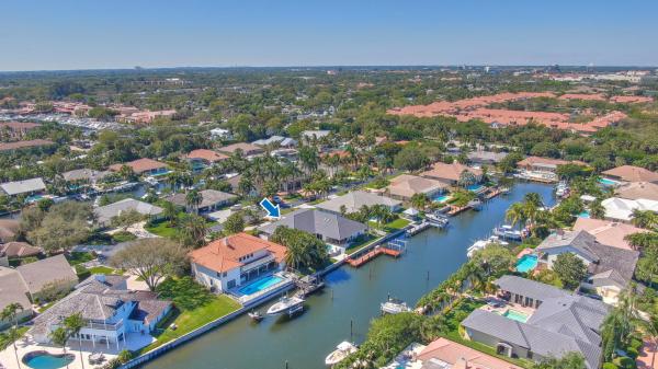 Prosperity Bay Village, 2365 Prosperity Bay Ct, Palm Beach Gardens, Florida 33410, image 3