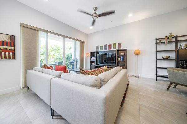 Pointe 100, 22936 Clear Echo Dr #36, Boca Raton, Florida 33433, image 1