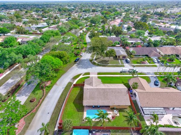 Pembroke Lakes, 1630 NW 118th Ter, Pembroke Pines, Florida 33026, image 1