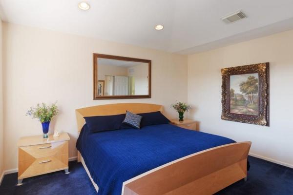 Thousand Oaks, 2031 Oakhurst Way, Riviera Beach, Florida 33404, image 2