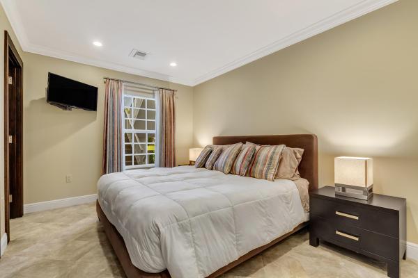 La Coquille Club Villas, 550 S Ocean Blvd #101E, Manalapan, Florida 33462, image 2