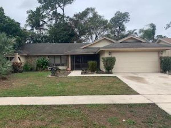 Sugar Pond Manor, 913 Lemongrass Ln, Wellington, Florida 33414, image 1