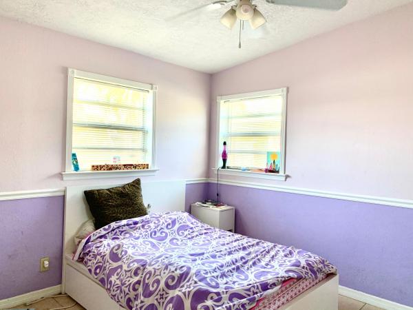 Englewood Manor, 3102 Buckley Ave, Lake Worth, Florida 33461, image 2