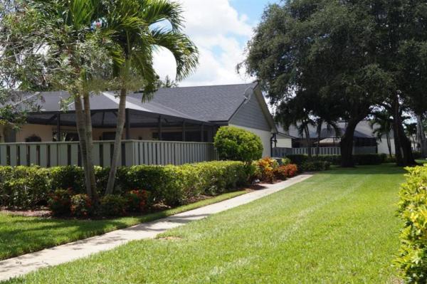 1327 Peppertree Trl #B, Fort Pierce, Florida 34950, image 1