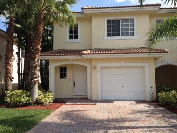 Independence Cove, 1171 Imperial Lake Rd, West Palm Beach, Florida 33413, image 2
