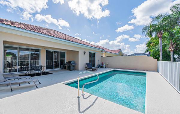VillageWalk Of Wellington, 8125 Laborie Ln, Wellington, Florida 33414, image 1