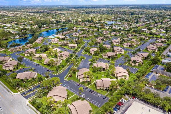 Pine Ridge South 4, 411 Pine Glen Ln #C-2, Greenacres, Florida 33463, image 2