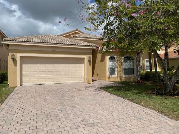 Isola Bella, 8083 Viale Matera, Lake Worth, Florida 33467, image 1