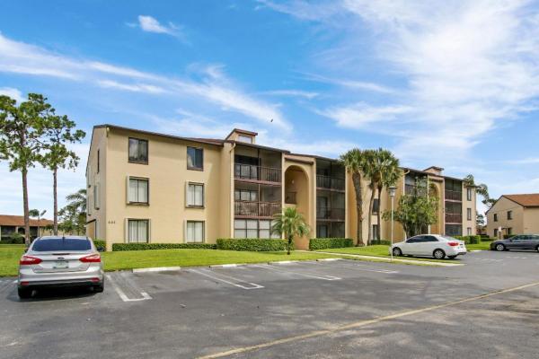 Pine Ridge North 2, 603 Sea Pine Way #A3, Greenacres, Florida 33415, image 1