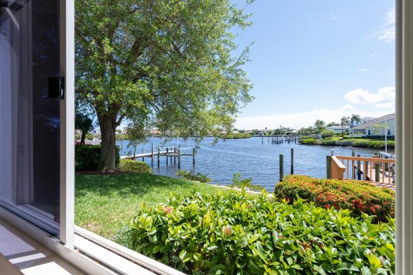 Admirals Cove, 154 Waters Edge Dr, Jupiter, Florida 33477, image 2