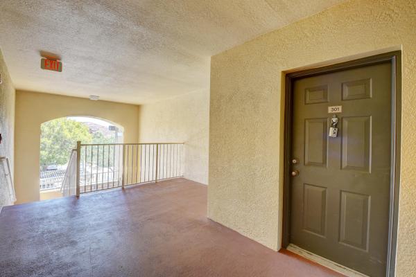The Villas At Emerald Dunes, 6565 Emerald Dunes Dr #301, West Palm Beach, Florida 33411, image 2