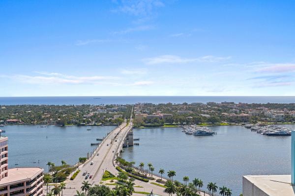 Esperante, 222 Lakeview Ave #2N, West Palm Beach, Florida 33401, image 2
