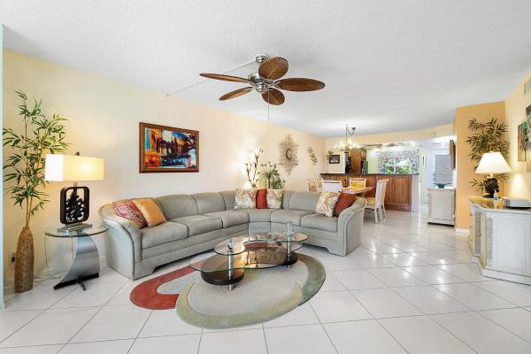 Tropic Bay, 900 Dogwood Dr #238, Delray Beach, Florida 33483, image 3