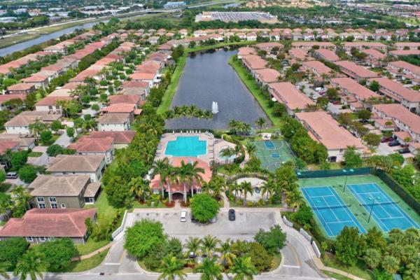 Thousand Oaks, 2111 Oakmont Dr, Riviera Beach, Florida 33404, image 1
