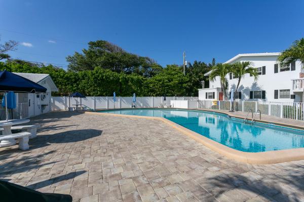 Colonial Ridge Club, 5505 N Ocean Blvd #8-105, Ocean Ridge, Florida 33435, image 2