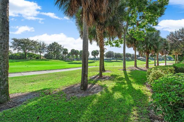 Greenbriar At Wycliffe, 10682 Greenbriar Villa Dr, Lake Worth, Florida 33449, image 2