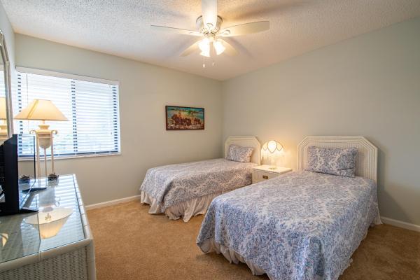 Dunbar Woods, 1103 Duncan Cir #204, Palm Beach Gardens, Florida 33418, image 3