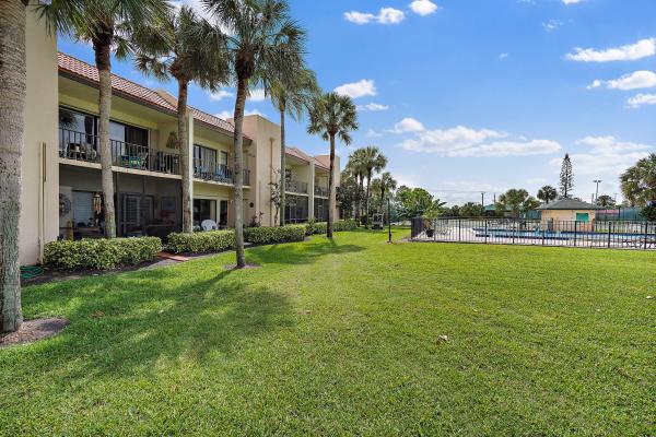 Tennis Villas At Jupiter Ocean & Racquet Club, 1605 S Us Highway 1, Jupiter, Florida 33477, image 3