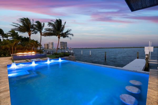 Yacht Club, 842 Lakeside Dr, North Palm Beach, Florida 33408, image 1
