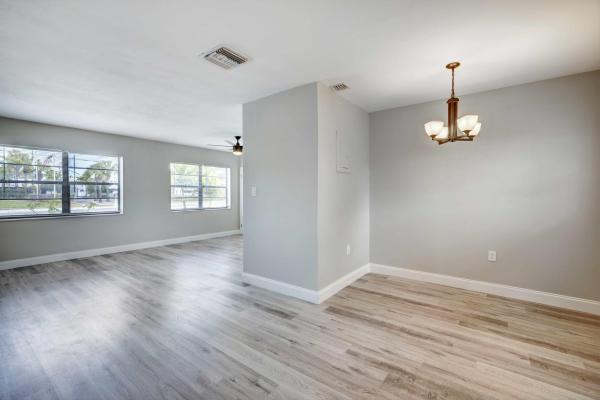 Northmore, 946 45th St, West Palm Beach, Florida 33407, image 3