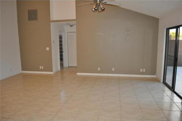 Westchester Townhouses, 4385 Woodstock Dr #D, West Palm Beach, Florida 33409, image 1