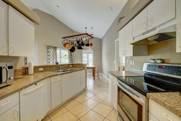 Palm Trails, 1102 SW Coleman Ave, Port St. Lucie, Florida 34953, image 2