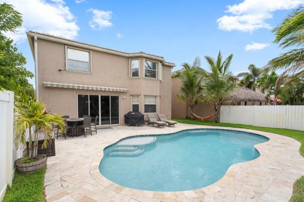 Pinehurst, 1453 Briar Oak Ct, Royal Palm Beach, Florida 33411, image 2