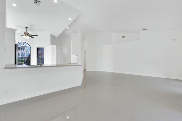 The Lexington Club, 7877 Lexington Club Blvd #B, Delray Beach, Florida 33446, image 1