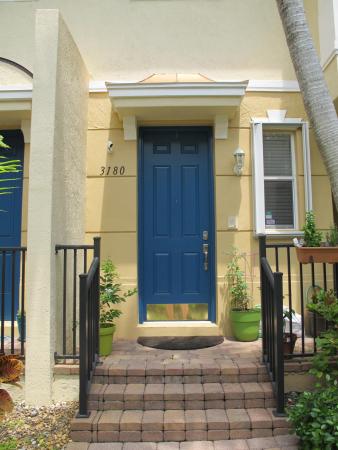 Parkside Square, 3180 N Greenleaf Cir, Boynton Beach, Florida 33426, image 1