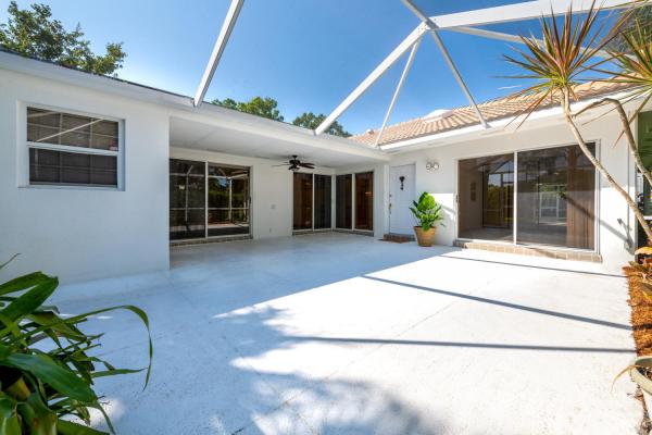 Sun Terrace At The Oaks, 4302 Water Oak Ct, Palm Beach Gardens, Florida 33410, image 1