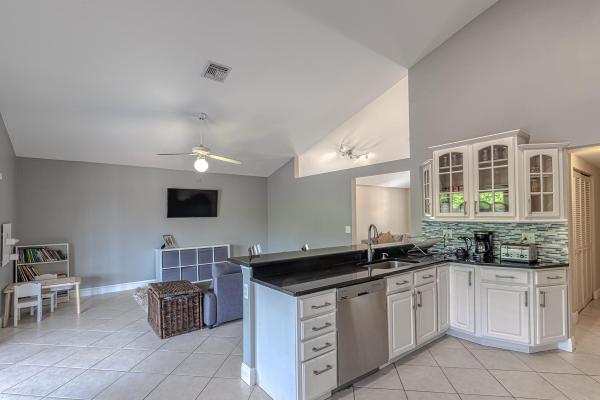 Regency Place At Boca Winds, 22520 Middletown Dr, Boca Raton, Florida 33428, image 2