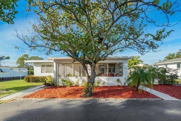 Parry Village, 4085 88th Ct S, Boynton Beach, Florida 33436, image 2