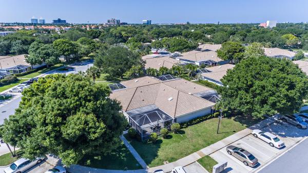 Sun Terrace At The Oaks, 6404 Geminata Oak Ct, Palm Beach Gardens, Florida 33410, image 1