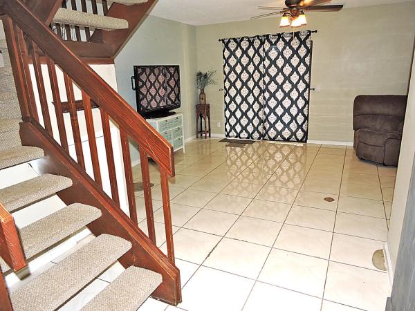 Bella Lago, 5330 Elmhurst Rd #E, West Palm Beach, Florida 33417, image 1