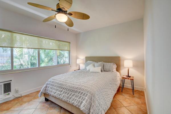 Casa Del Mar, 1006 Casuarina Rd #8, Delray Beach, Florida 33483, image 2