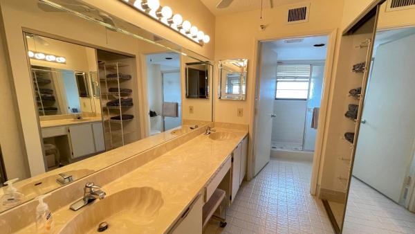 Huntington Towers, 7370 S Oriole Blvd #406, Delray Beach, Florida 33446, image 3